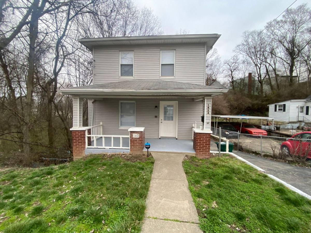 House for rent at 1424 Manss Ave, Cincinnati, OH 45205