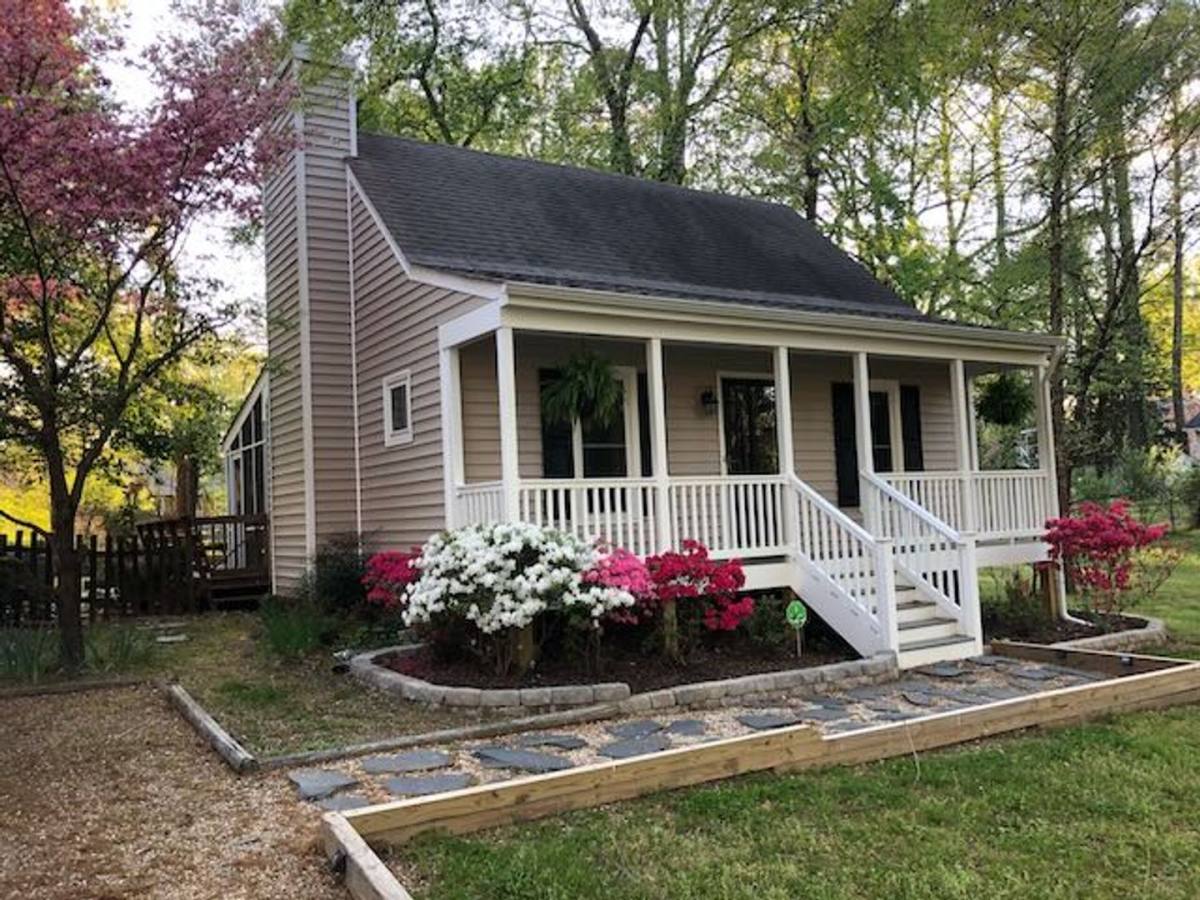 House for rent at 1708 Blakemore Rd, Richmond, VA 23225