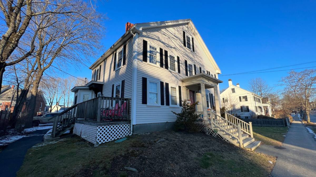Apartment for rent at 50-52 High St, Exeter, NH 03833