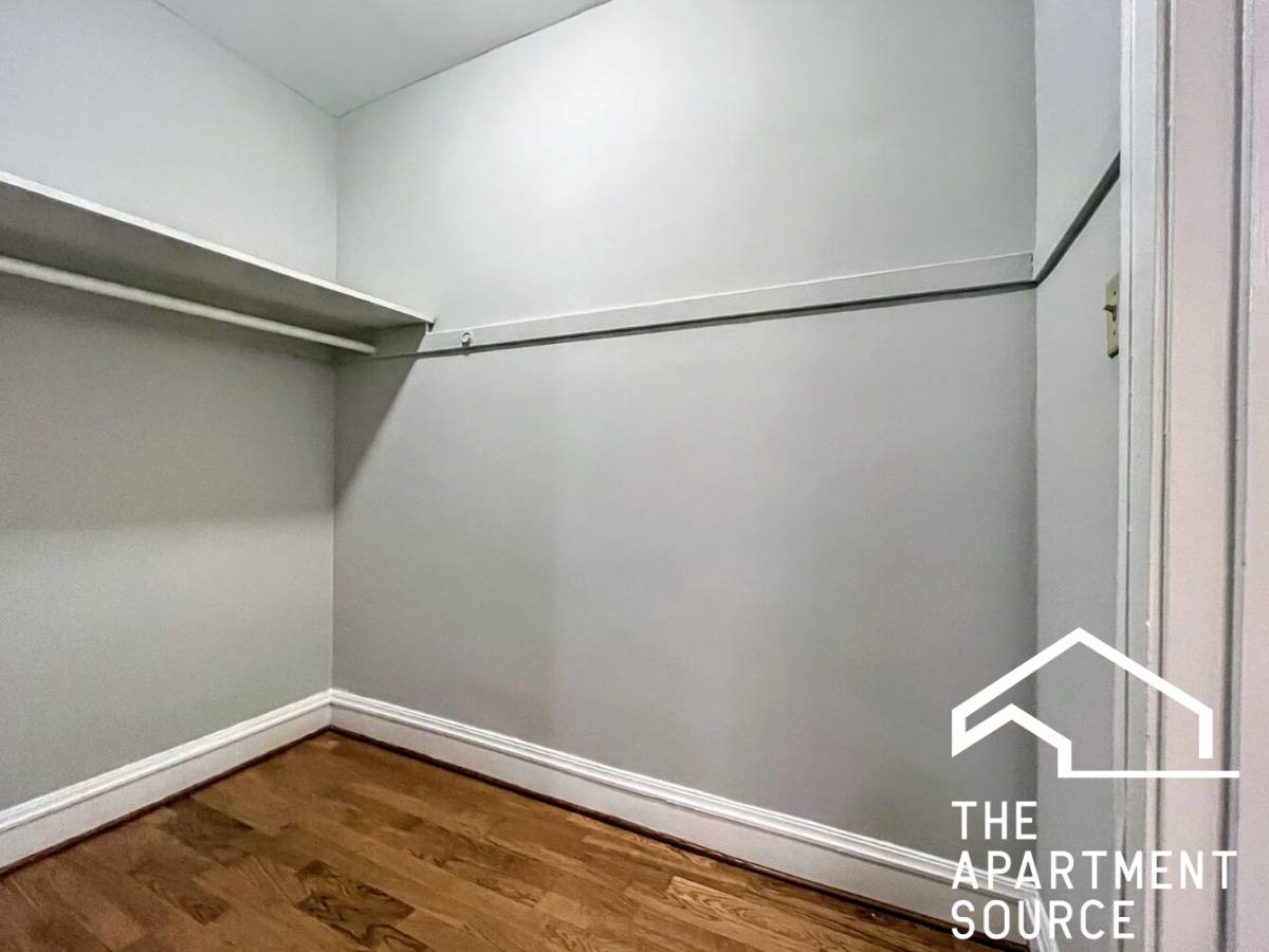 Apartment for rent at 4631 N Paulina St, Chicago, IL 60640