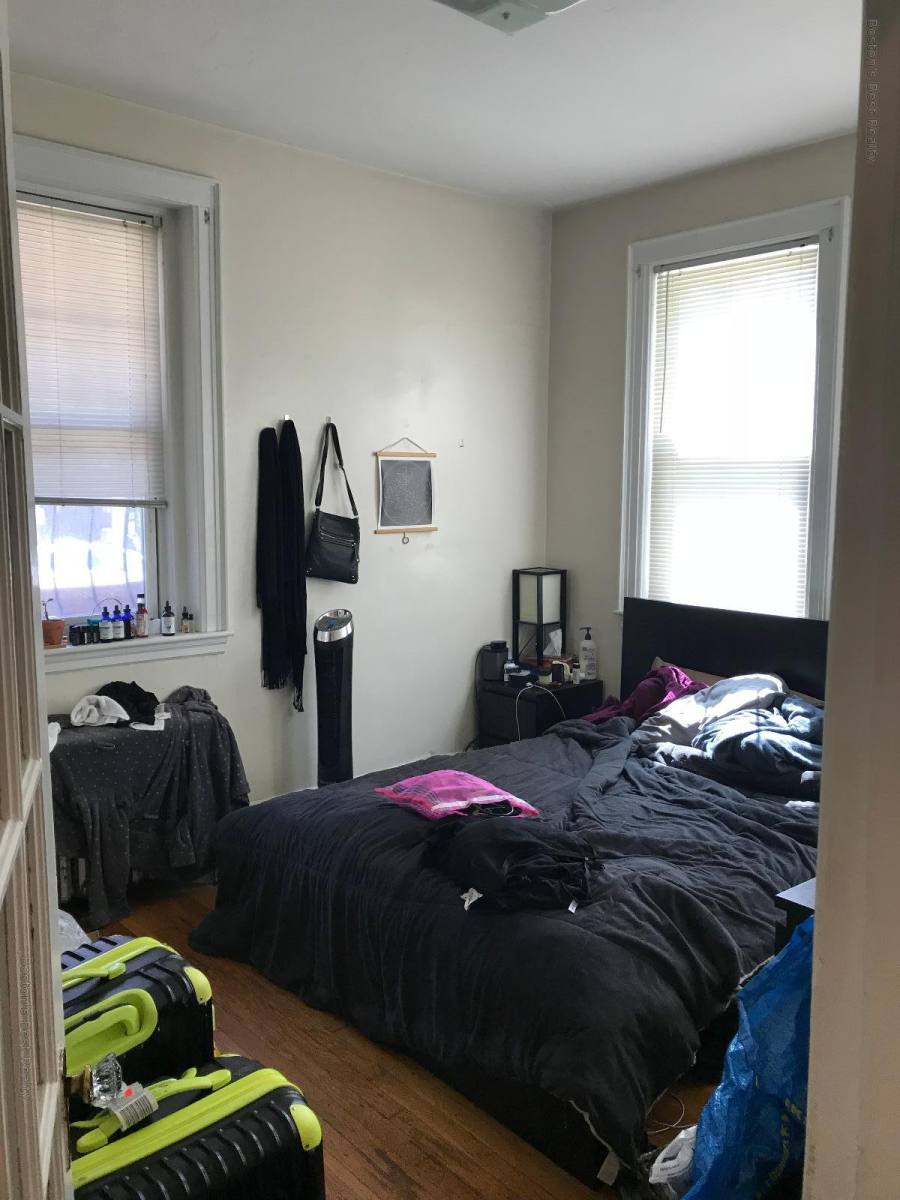 Apartment for rent at 52 Strathmore Rd #1, Brighton, MA 02135