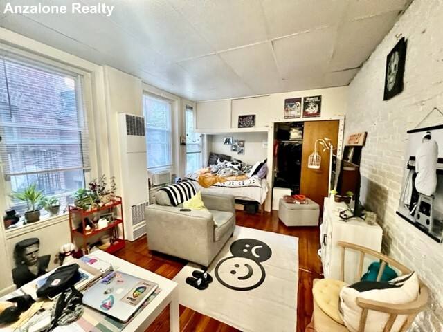 Apartment for rent at 23 Sheafe #2R, Boston, MA 02113