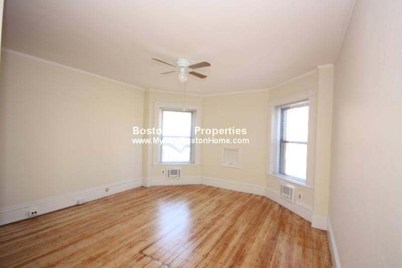 Apartment for rent at 9 Buswell St #4R, Boston, MA 02215