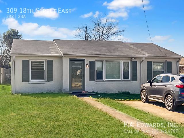 House for rent at 309 18th St E, Tuscaloosa, AL 35401