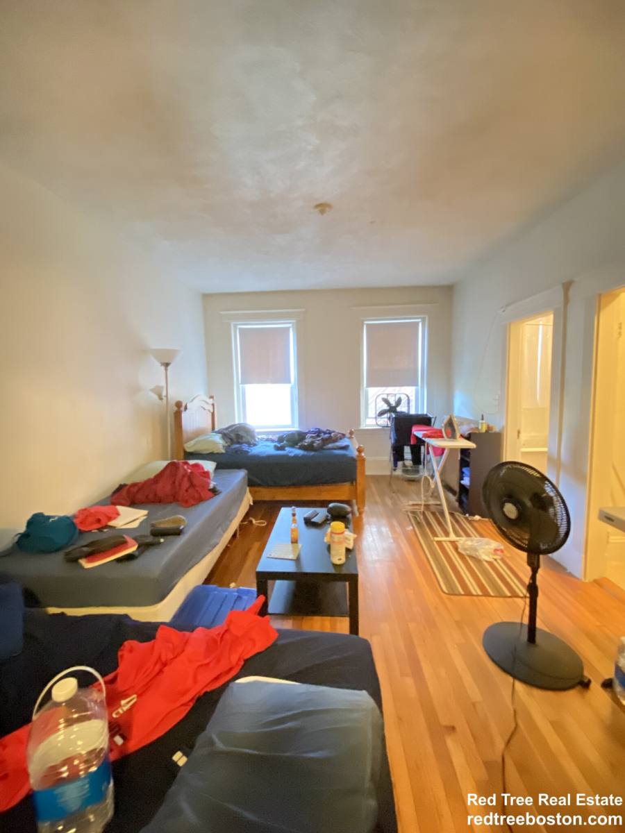 Apartment for rent at 1334 Commonwealth Ave #25, Allston, MA 02134