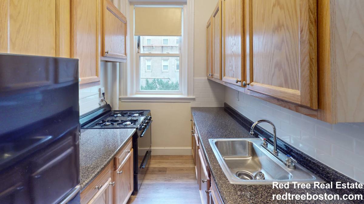 Apartment for rent at 1191 Boylston St #6, Boston, MA 02215