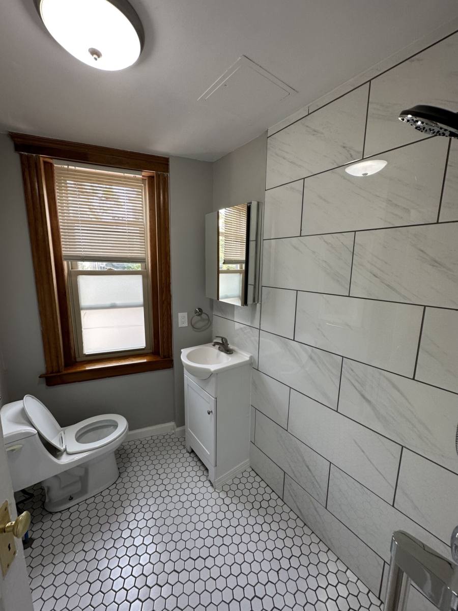 Apartment for rent at 99 Hancock St #2, Cambridge, MA 02139