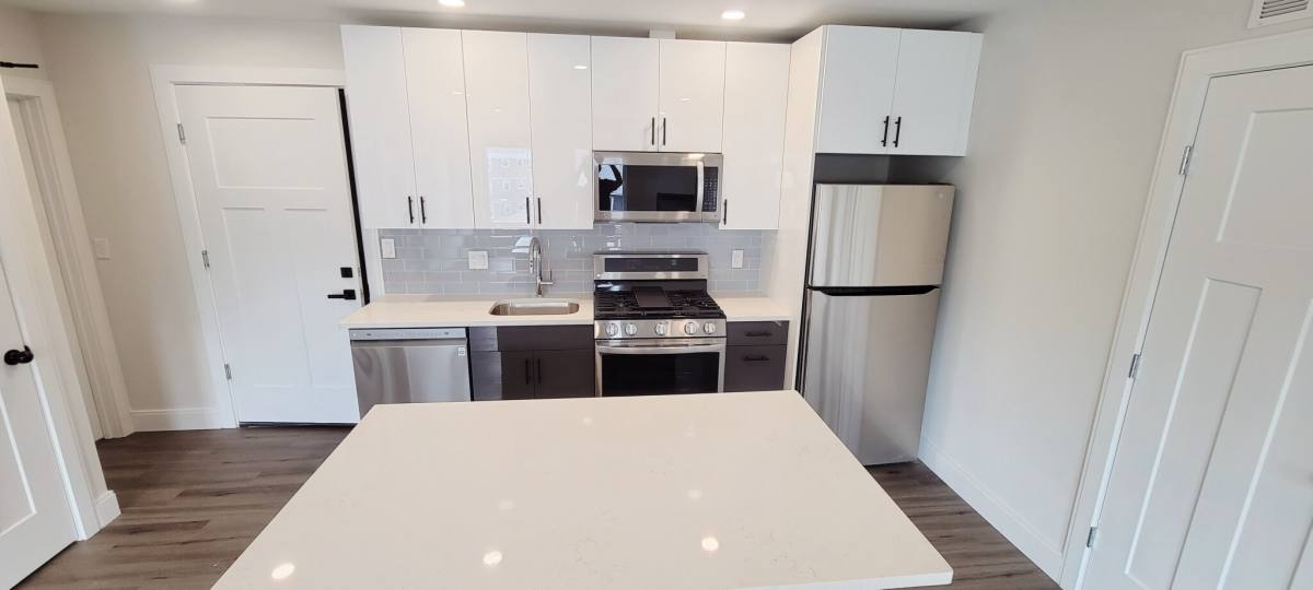 Apartment for rent at 317 Belgrade Ave #402, Roslindale, MA 02131