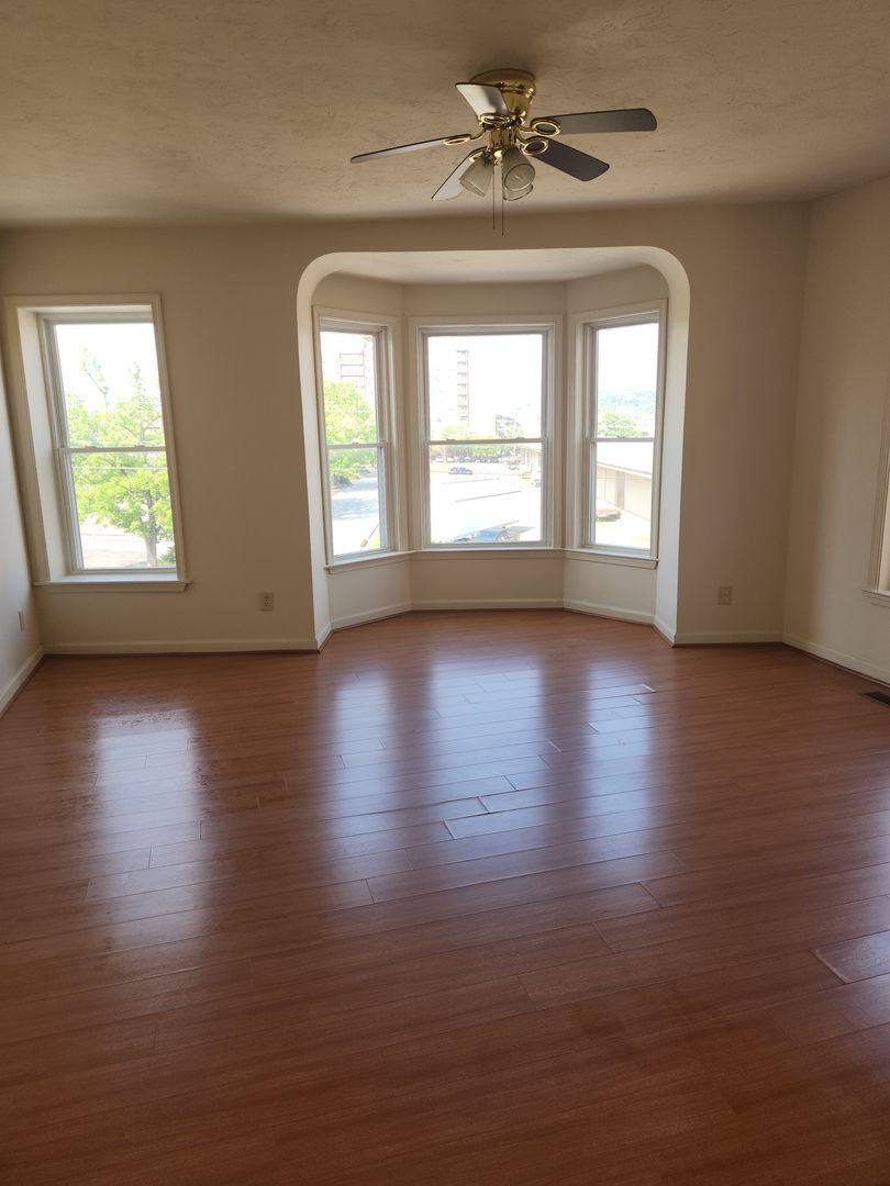 House for rent at 257 N Queen St, York, PA 17403