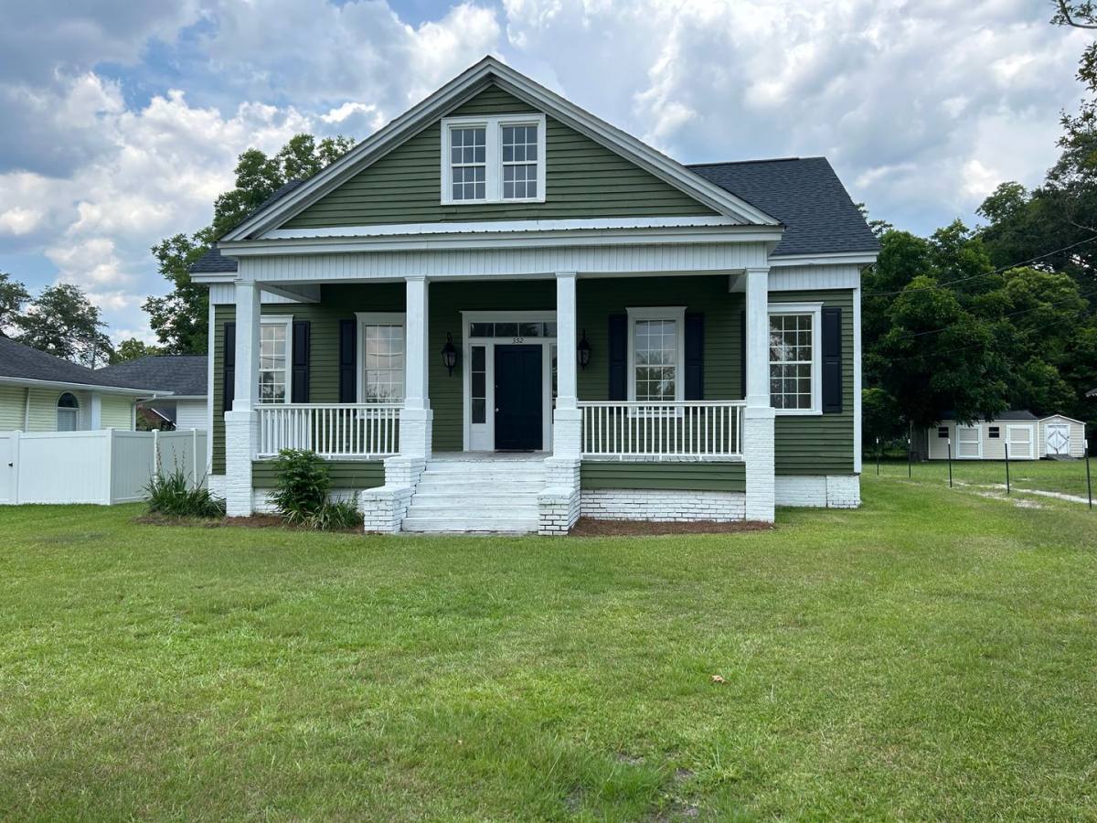 House for rent at 352 2nd St, Bamberg, SC 29003