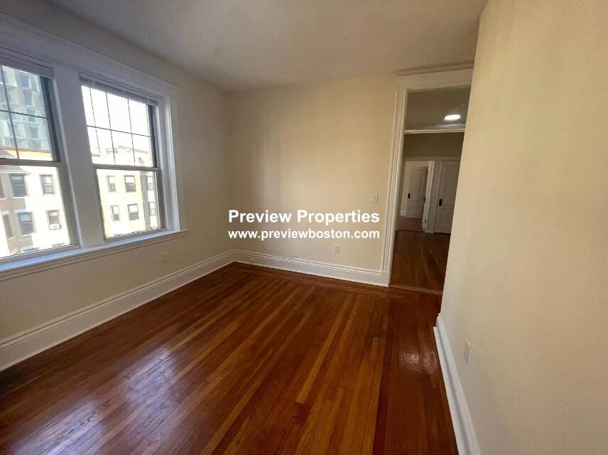 Apartment for rent at 27 Park Dr #2P, Boston, MA 02115