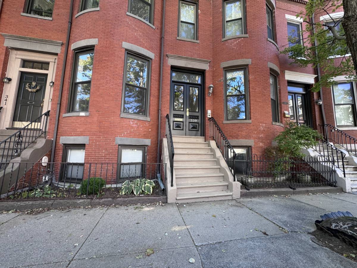Condo for rent at 339 K St #1, South Boston, MA 02127