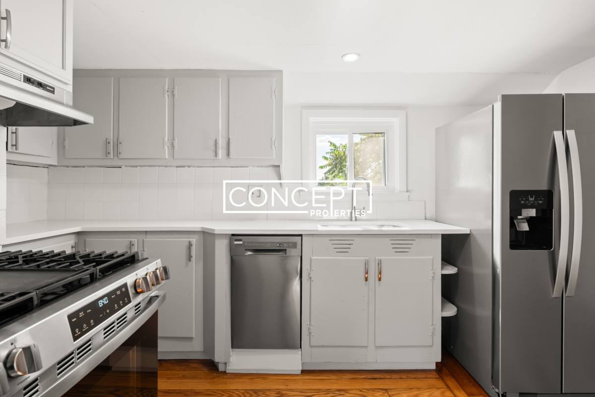 Apartment for rent at 178 Cohasset St #3, Worcester, MA 01604