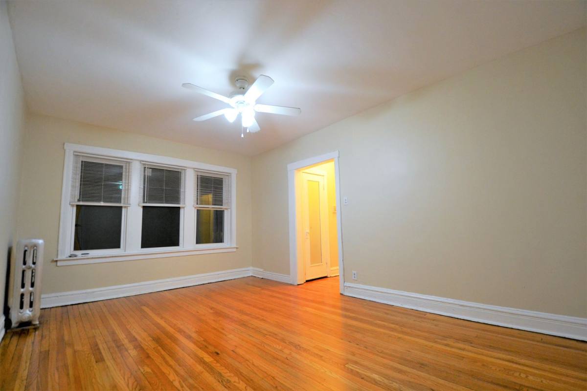 Apartment for rent at 5010 N Springfield Ave #2, Chicago, IL 60625
