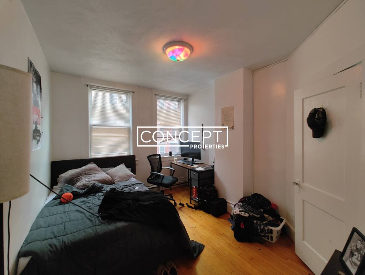 Apartment for rent at 159 Endicott St #2B, Boston, MA 02113