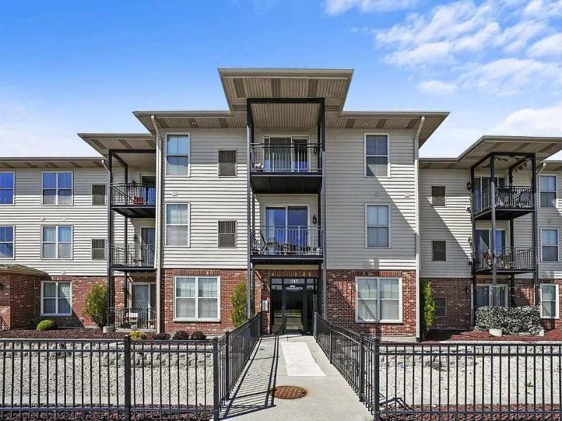 House for rent at 6614 W 65th St #1H, Chicago, IL 60638