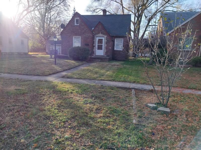House for rent at 817 Keil Rd, Toledo, OH 43607
