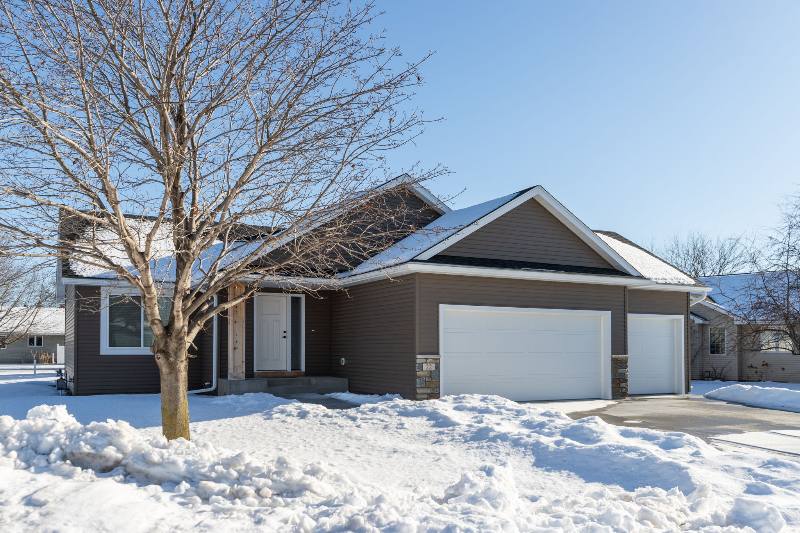 House for rent at 30330 72nd Ave Way, Cannon Falls, MN 55009