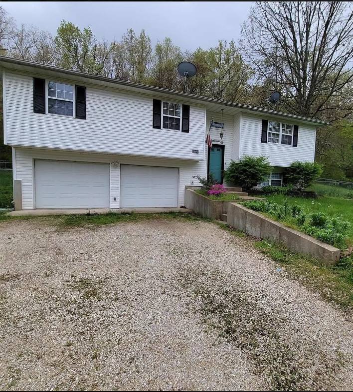House for rent at 16600 Twilight Dr, Saint Robert, MO 65584