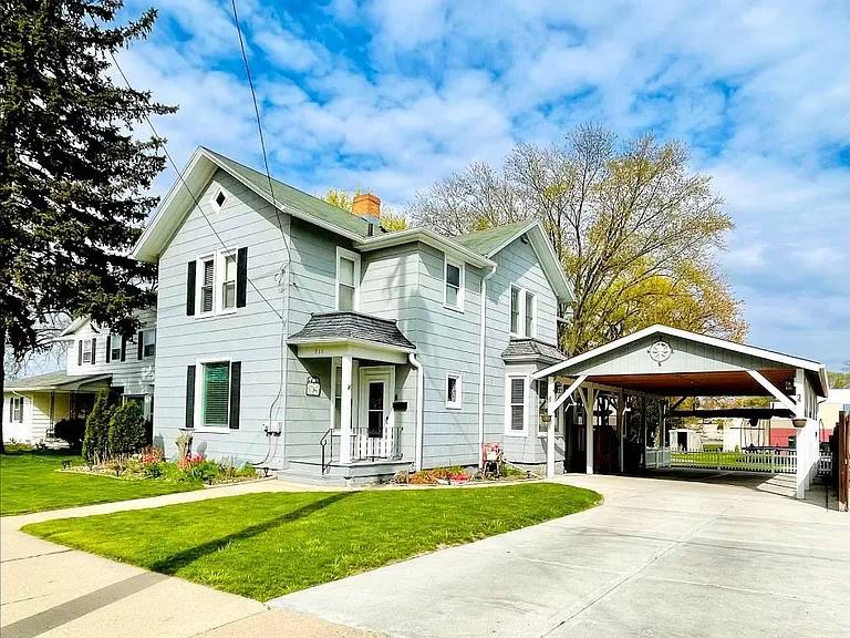 House for rent at 311 N Water St, Watertown, WI 53094