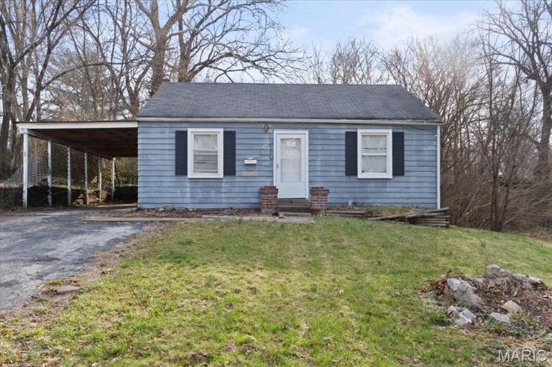 House for rent at 28 N Marguerite, Saint Louis, MO 63135