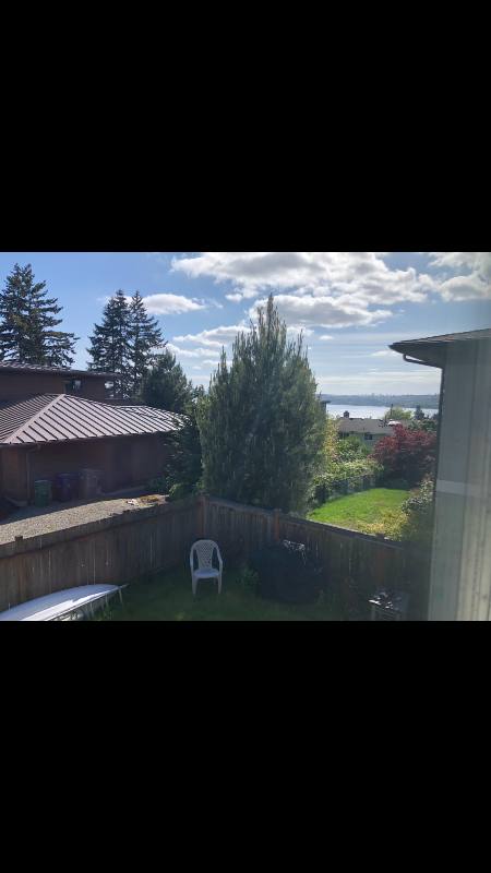 Apartment for rent at 127 14th Ave #B, Kirkland, WA 98033