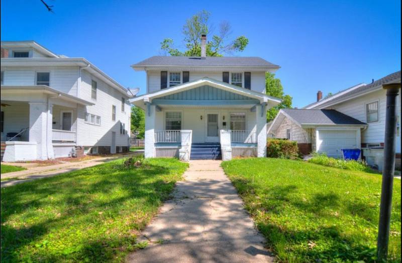 House for rent at 1416 W Decatur St, Decatur, IL 62522
