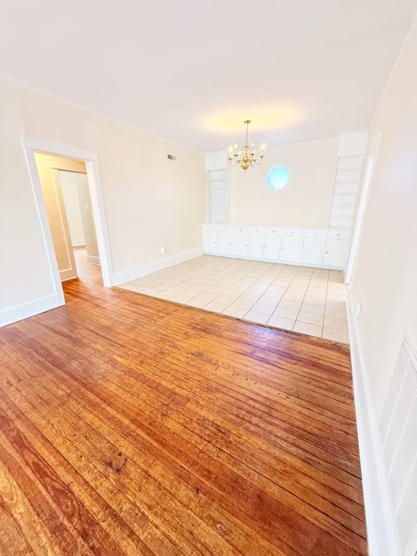Apartment for rent at 206 Bellevue Ave, Hammonton, NJ 08037