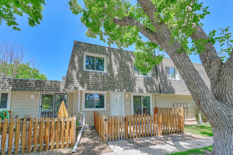 Townhouse for rent at 6885 E Arizona Ave #D, Denver, CO 80224