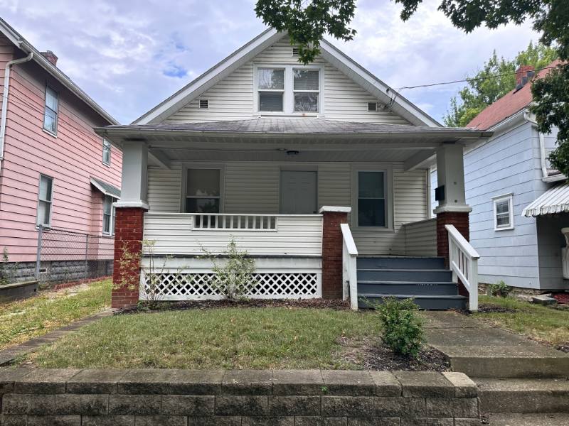 House for rent at 1266 Girard St, Akron, OH 44301