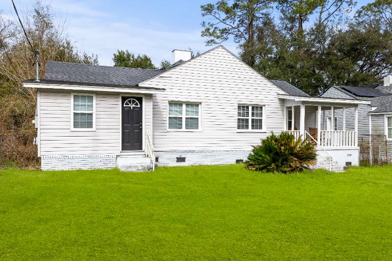 House for rent at 1712 E 39th St, Savannah, GA 31404