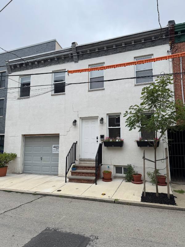 House for rent at 1221-1223 Annin St, Philadelphia, PA 19147