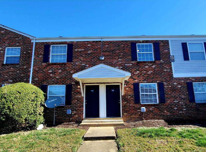 Townhouse for rent at 708 E 19th St, Richmond, VA 23224