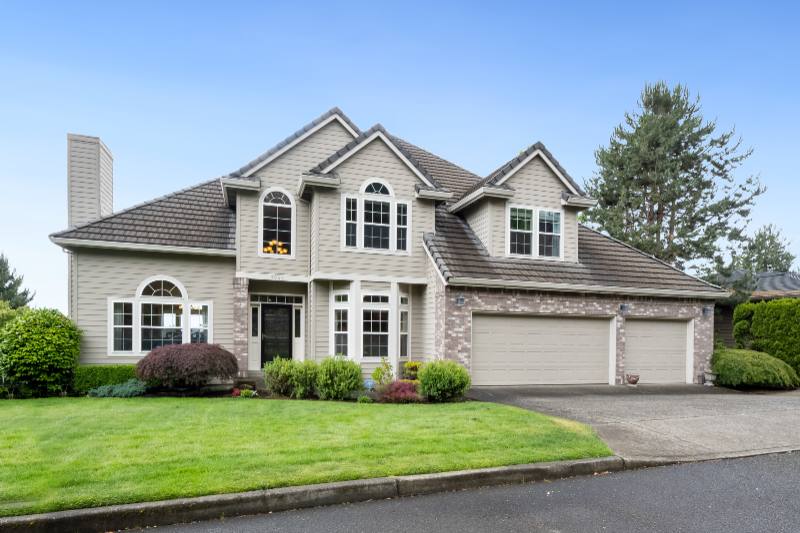 House for rent at 9007 NW Bartholomew Dr, Portland, OR 97229