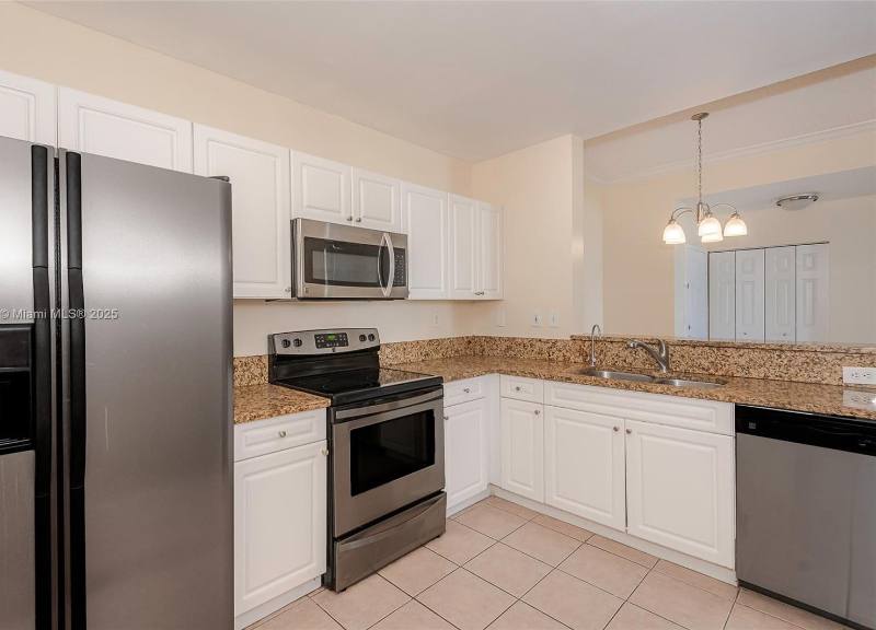 Condo for rent at 520 SE 5th Ave #N1100, Fort Lauderdale, FL 33301