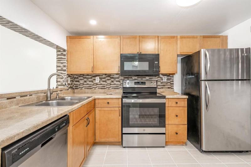 Condo for rent at 1811 Sabal Palm Dr #S200, Fort Lauderdale, FL 33324