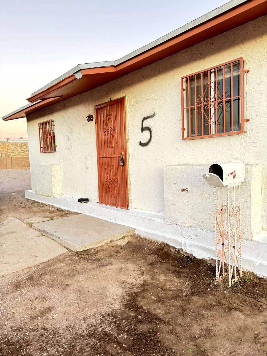 Apartment for rent at 7167 N Loop Dr #5, El Paso, TX 79915