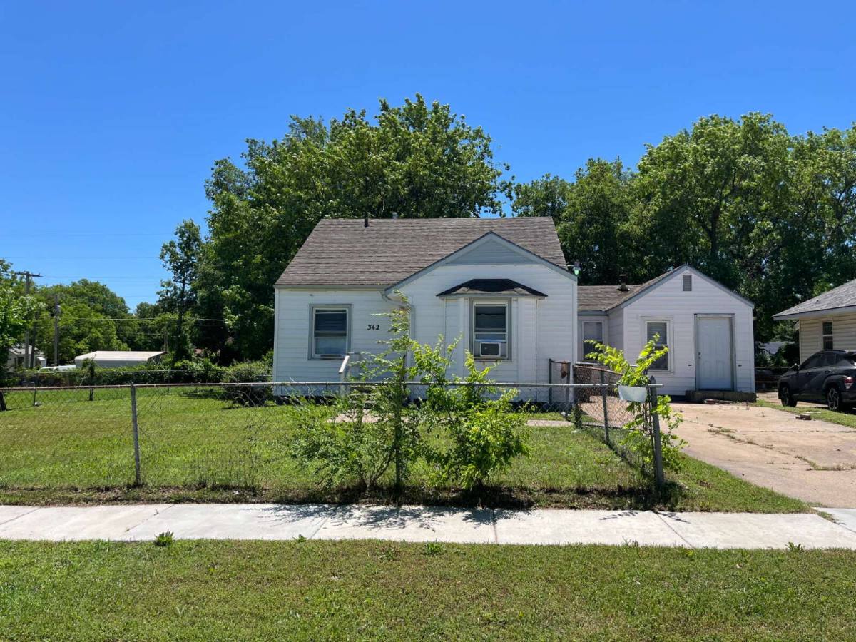 House for rent at 342 E Woodrow St, Tulsa, OK 74106