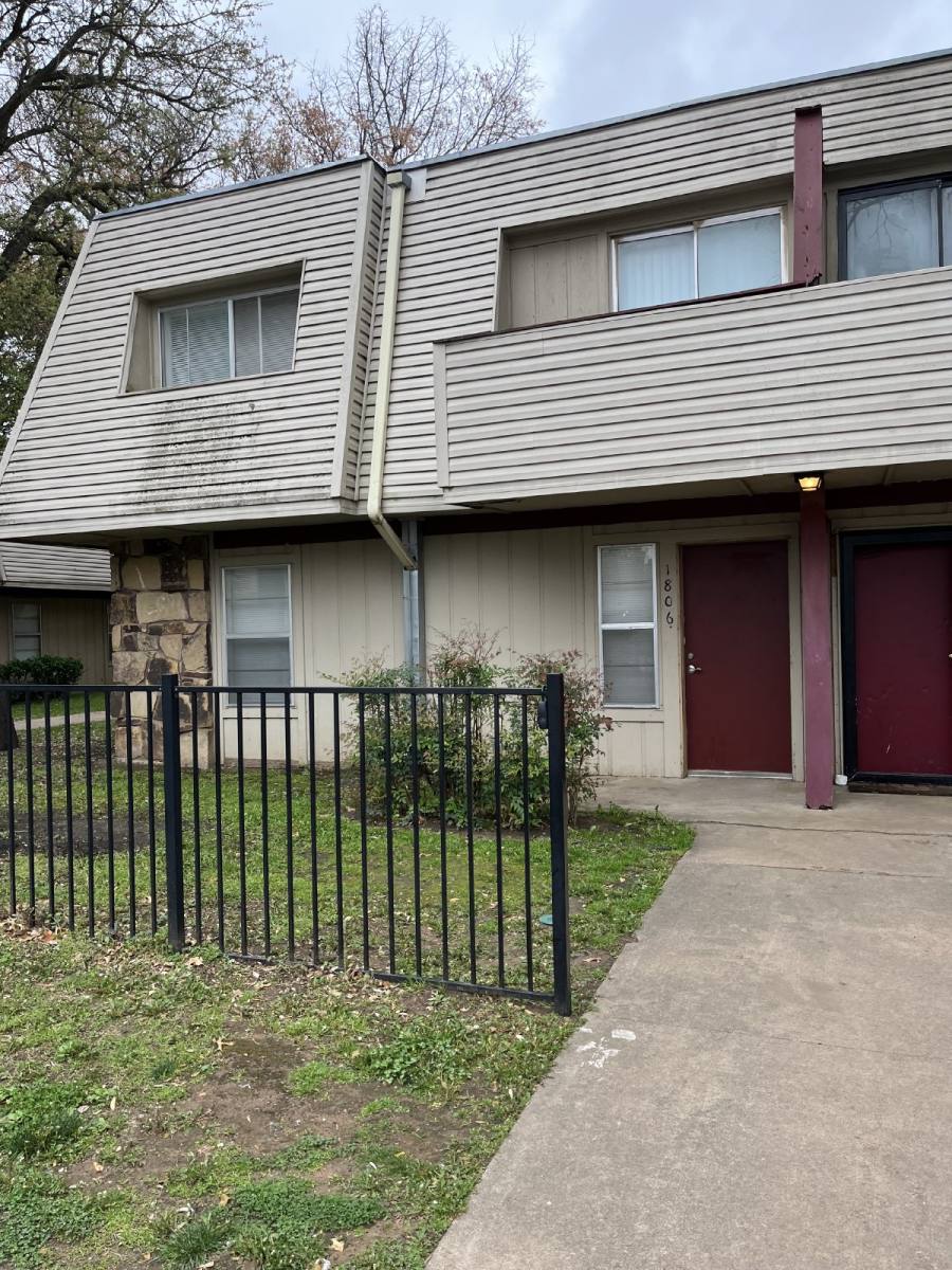 Condo for rent at 2216 E 66th Place #1806, Tulsa, OK 74136