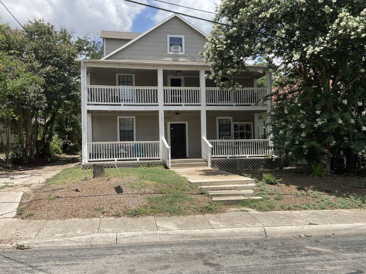 Apartment for rent at 127 Sandmeyer St #5, San Antonio, TX 78208