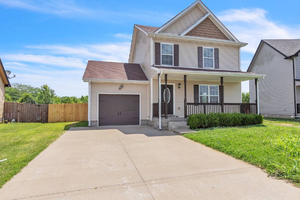 House for rent at 532 Falkland Circle, Clarksville, TN 37042