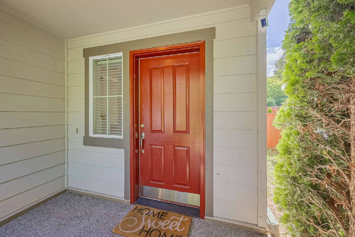 House for rent at 16321 SE 260th St, Kent, WA 98042