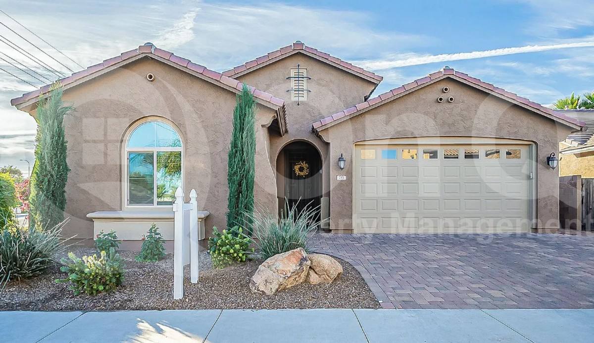House for rent at 293 E Glacier Dr, Chandler, AZ 85248