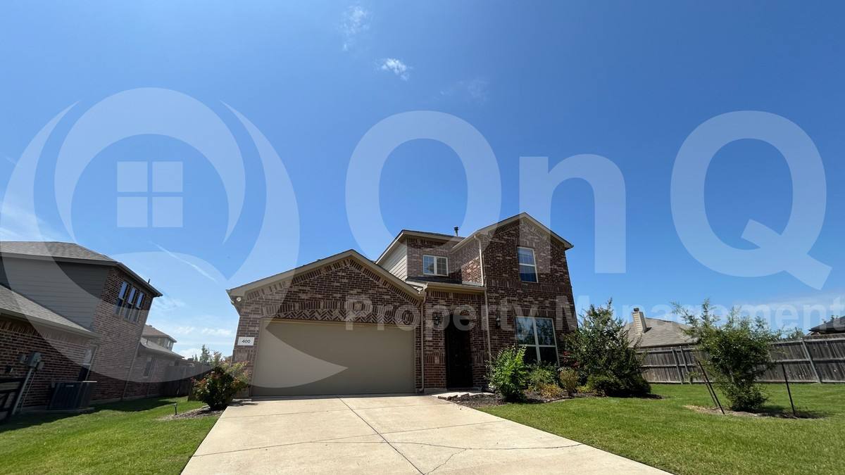 House for rent at 400 Plum Court, Burleson, TX 76028