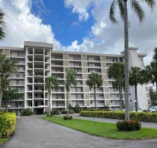 Condo for rent at 3150 N Palm Aire Dr #402, Pompano Beach, FL 33069