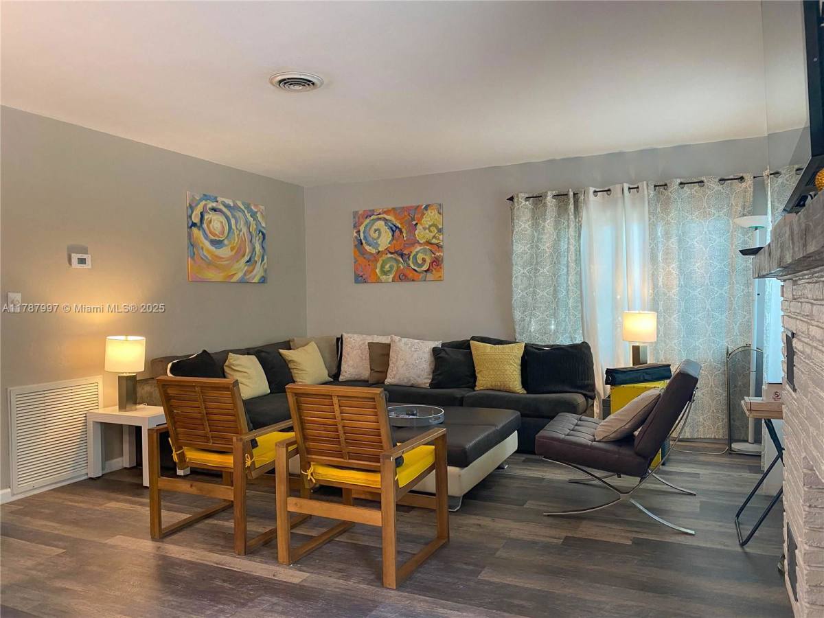 House for rent at 2804 N Ocean Blvd, Fort Lauderdale, FL 33308