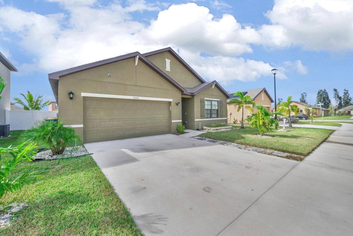 House for rent at 5306 Entertainment Way, Fort Pierce, FL 34947