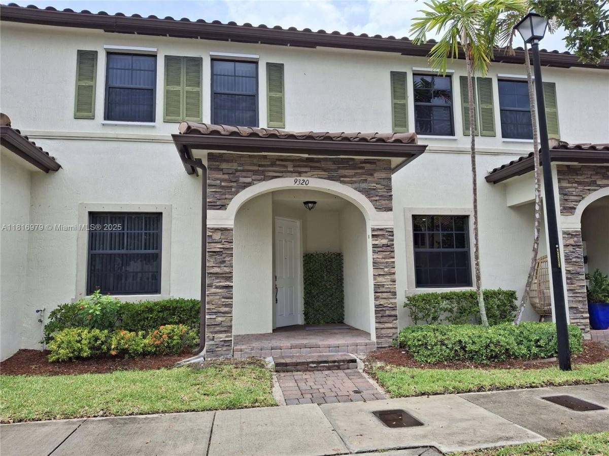 Townhouse for rent at 9320 W 33rd Lane, Hialeah, FL 33018
