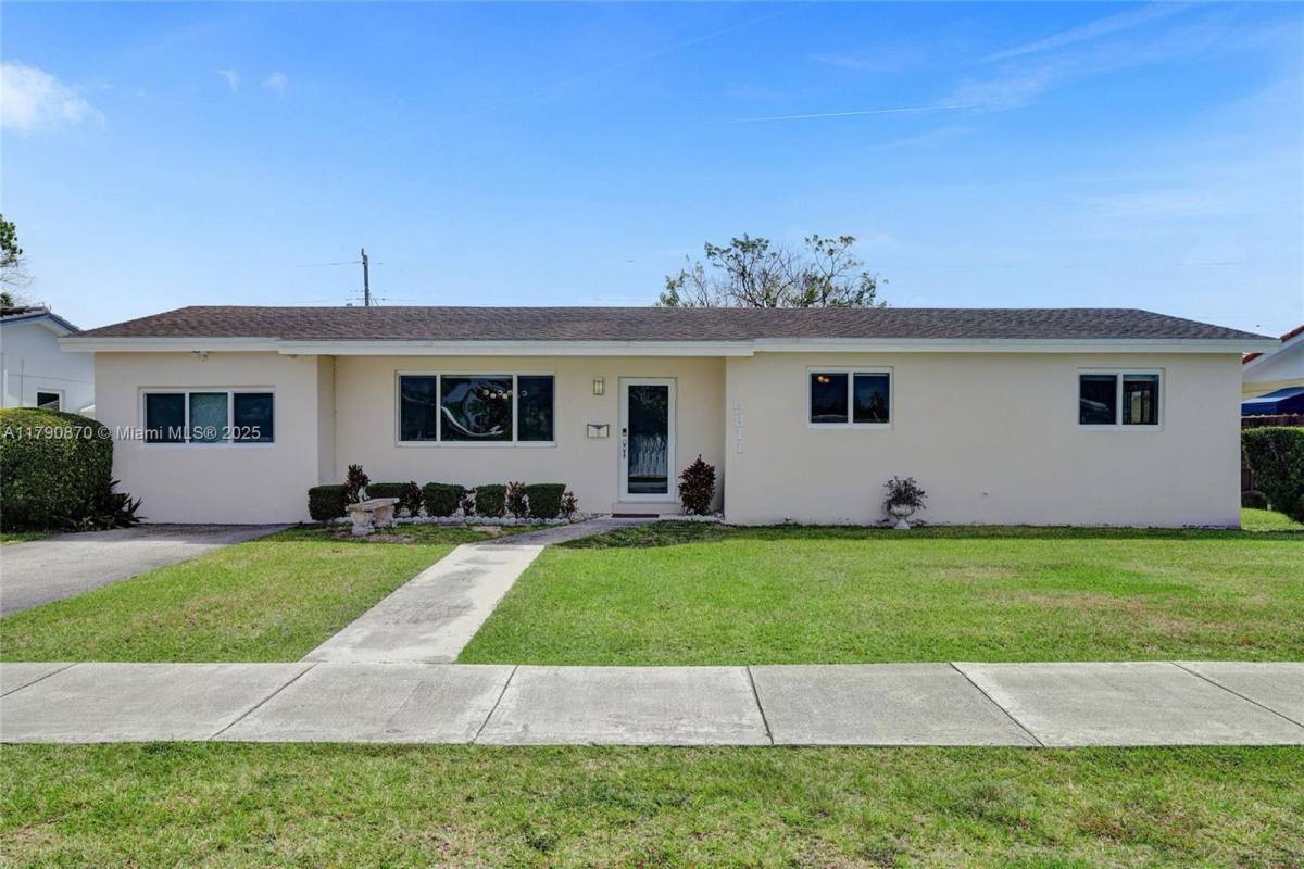 House for rent at 5811 SW 95th Court, Miami, FL 33173