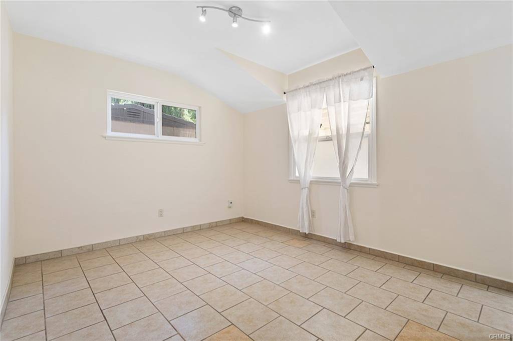 House for rent at 4551 Larkwood Ave, Woodland Hills, CA 91364